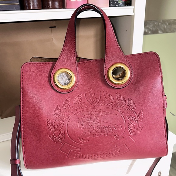 Authentic Burberry bag - Picture 4 of 13